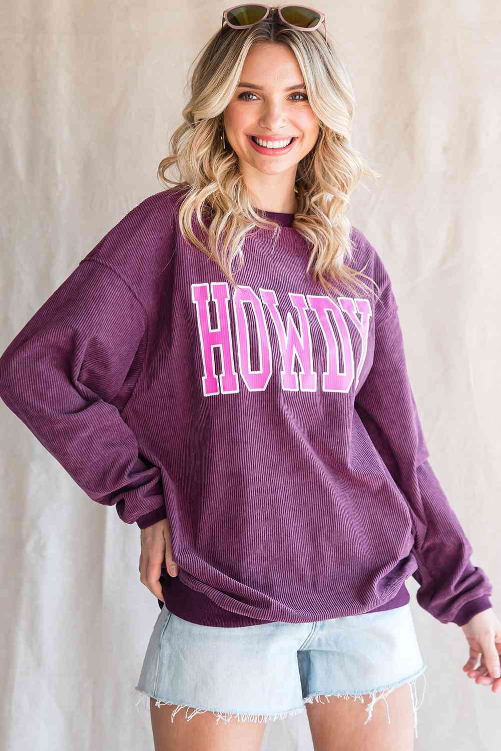 HOWDY Graphic Dropped Shoulder Sweatshirt